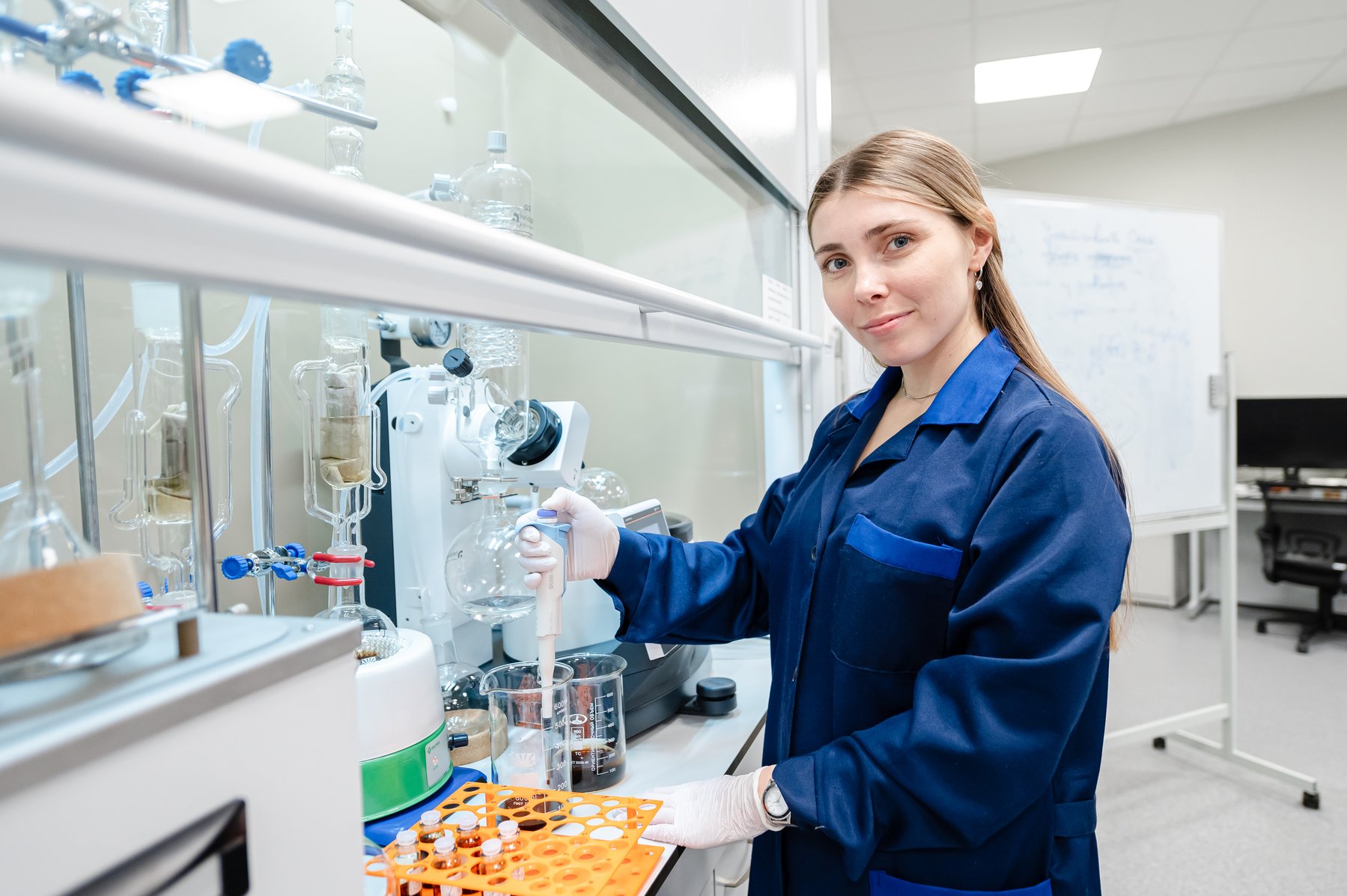 Университет «Сириус» и «Р-Фарм» разрабатывают микробиологический метод утилизации нефтепродуктов 