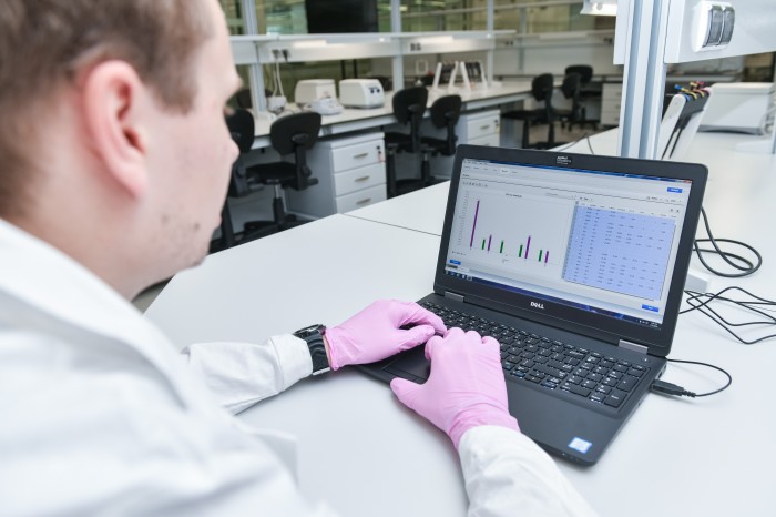 Математическое моделирование в биомеханике и медицине