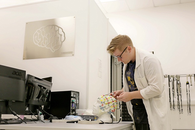 Как ритм может помочь детям с дислексией: рассказывает ученый и музыкант