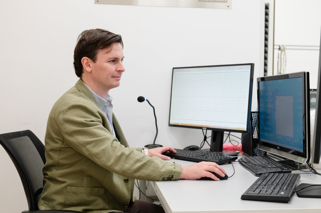 SIRIUS-478789-2.jpg SIRIUS-478789-2.jpg