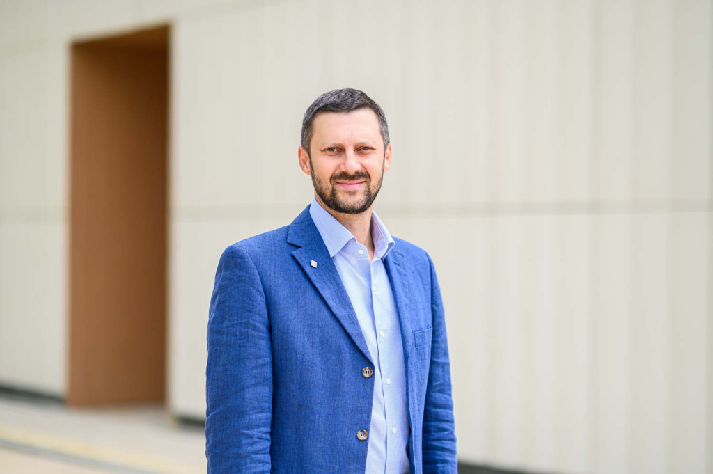 bybowh43f34aytdu07yd79sqytdubr7c.jpg bybowh43f34aytdu07yd79sqytdubr7c.jpg