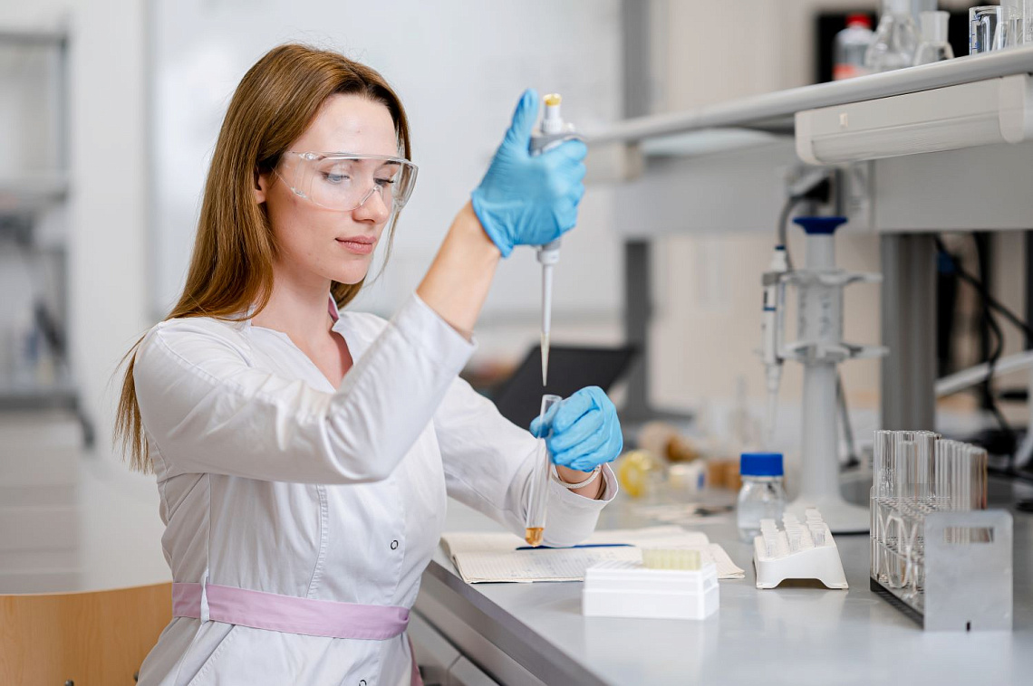 Ученые Университета «Сириус» доказали эффективность нового подхода в борьбе с устойчивыми бактериями